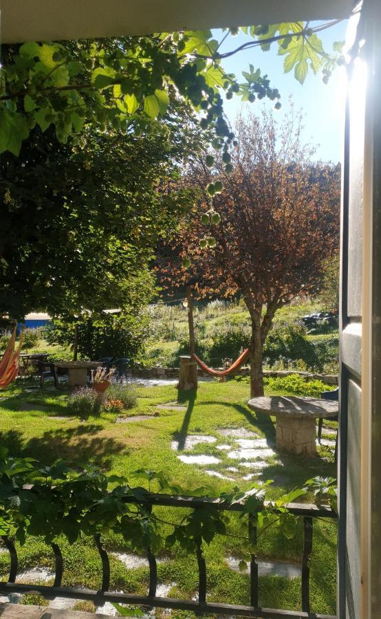 Mouli Del Riu Bed & Breakfast Saint Pierre dels Forcats Bagian luar foto
