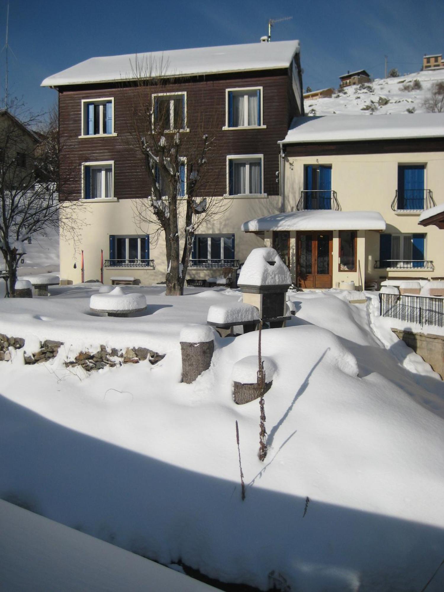 Mouli Del Riu Bed & Breakfast Saint Pierre dels Forcats Bagian luar foto